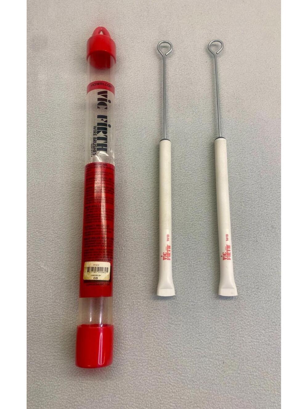 Vic Firth Retractable Wire Jazz Brushes WB With Damaged Case See Pic